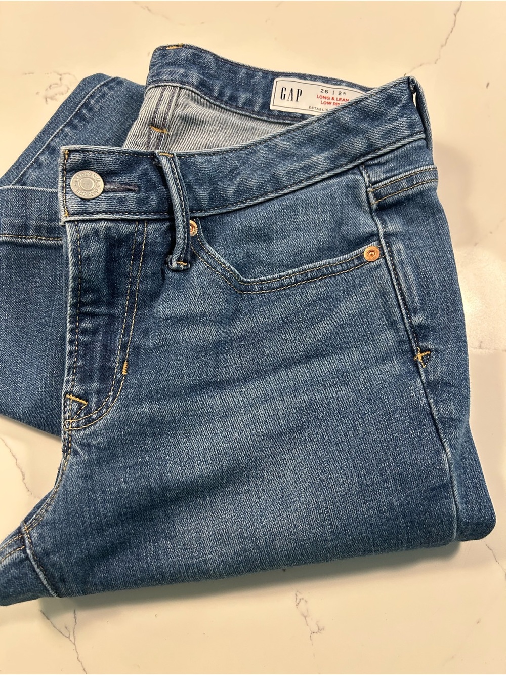 GAP Long & Lean Low Rise Fit Jeans in Medium Blue Wash
